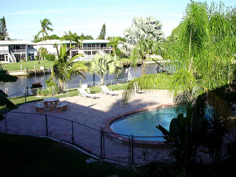 Coral Villas Community Pool